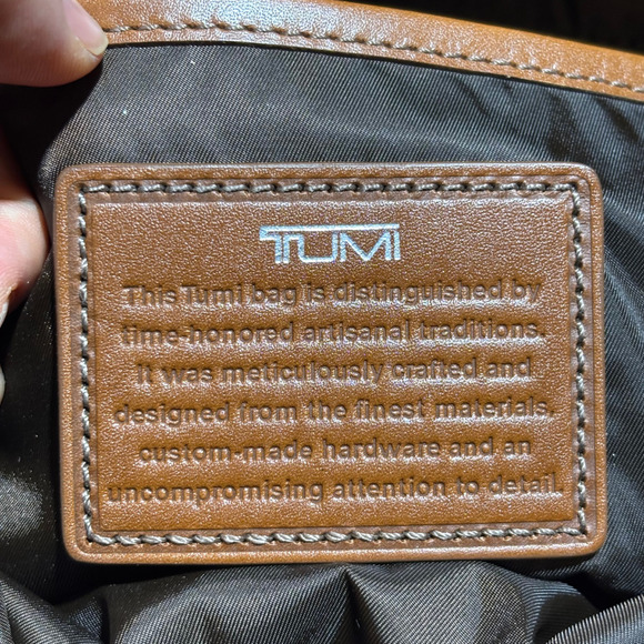 Authentic TUMI Animal Print Nylon & Tan Leather Foldover Clutch LMT. Travelcore - Picture 3 of 14